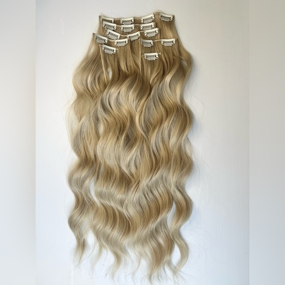 Natural Ash light Blonde Hair Extensions - Human hair Blend - Picture 3 of 11